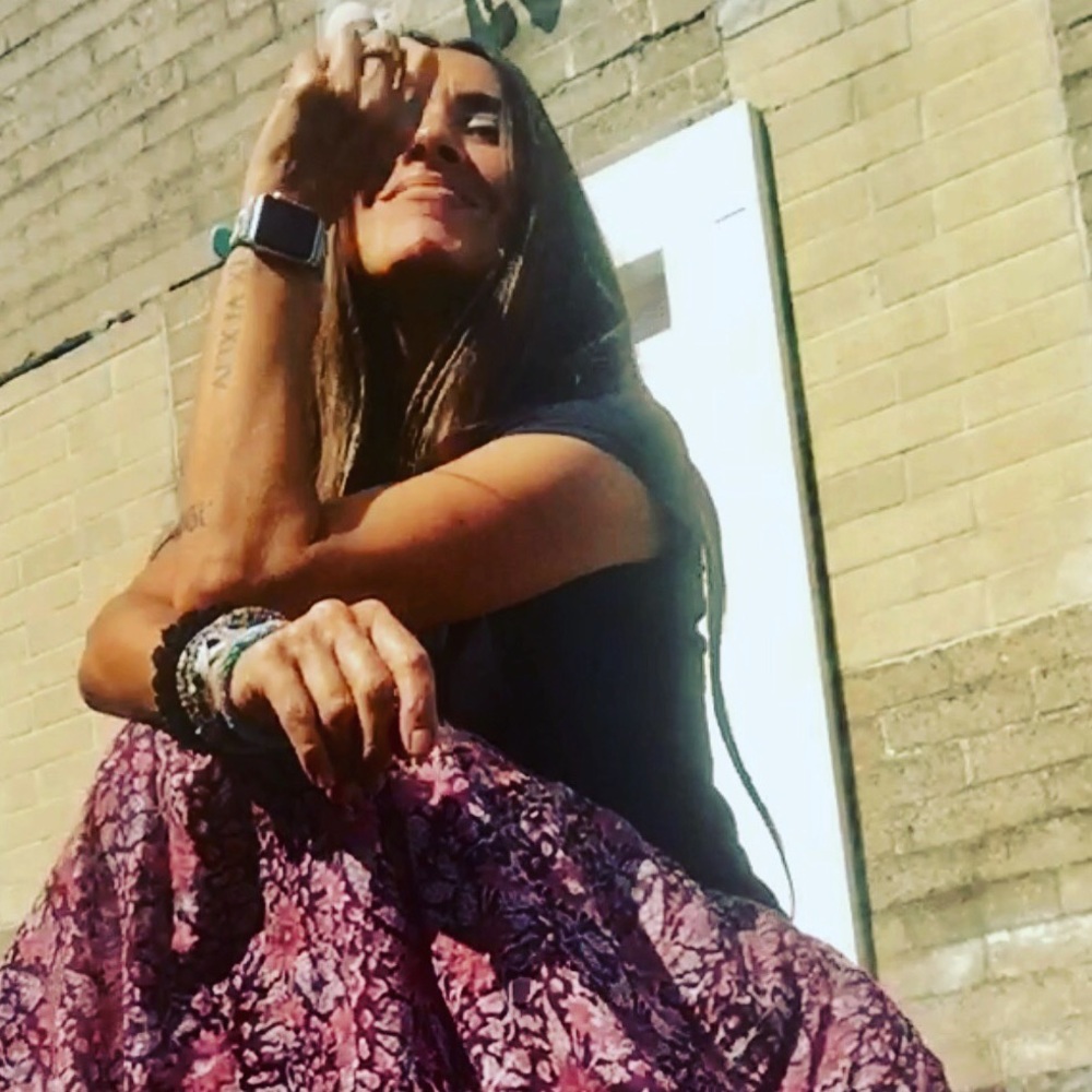 Meet your Posher, Ana